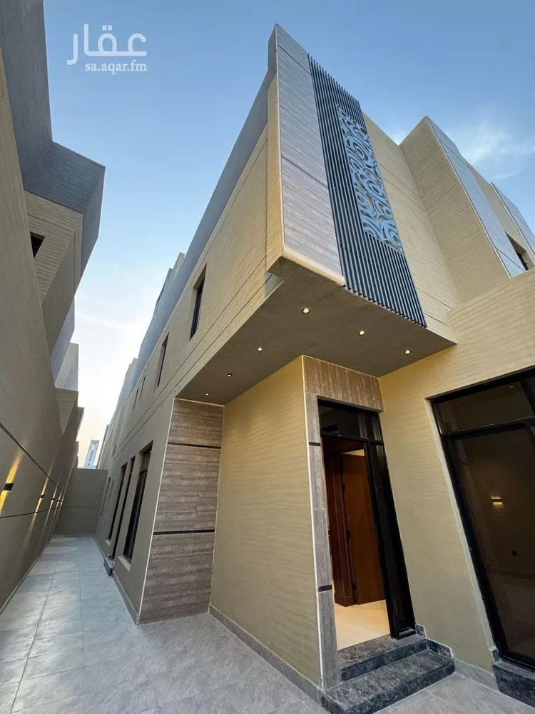 دور للبيع في شارع رقم 322, حي المونسية, مدينة الرياض, منطقة الرياض صورة 2