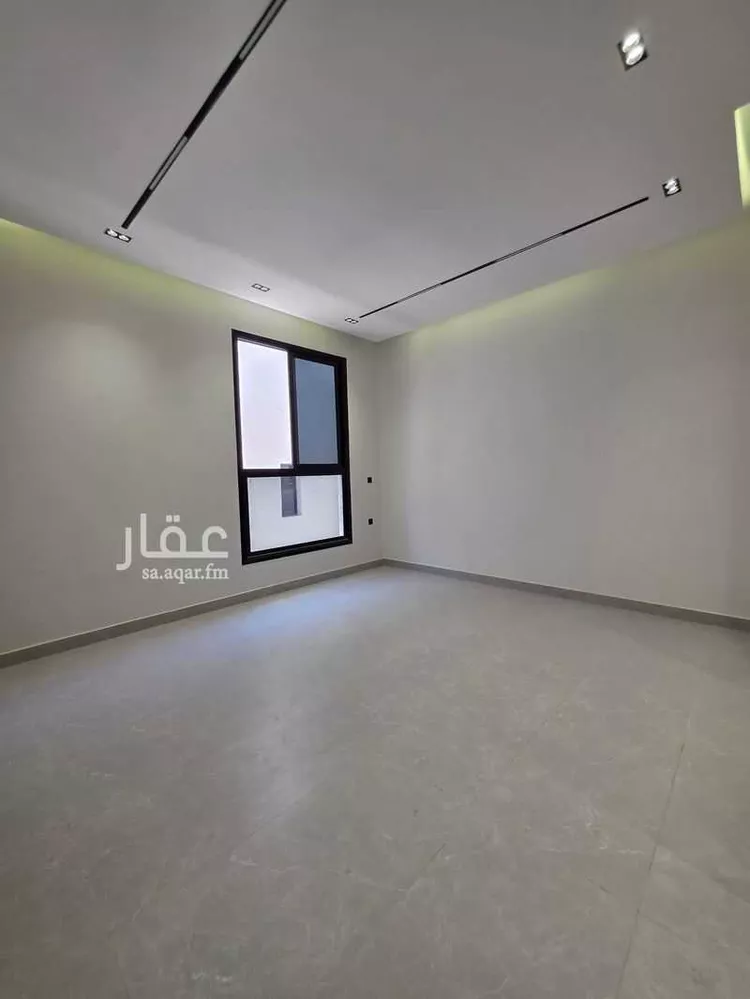 Floor for Sale in Riyadh King Faisal 8