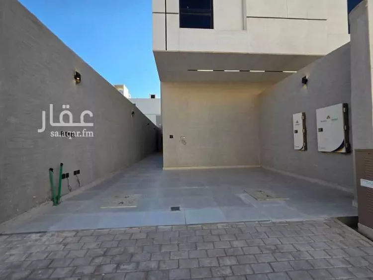 Floor for Sale in Riyadh Ar Rimal