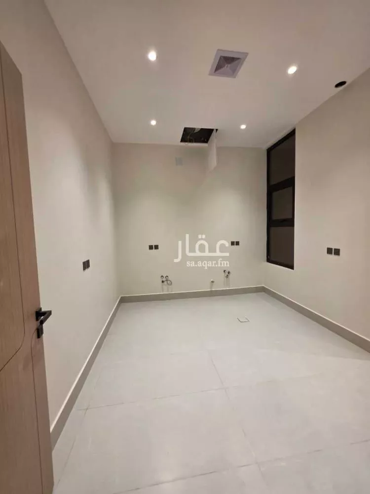 دور للبيع في شارع أبي زكريا الأزجي, حي الخليج, مدينة الرياض, منطقة الرياض 11