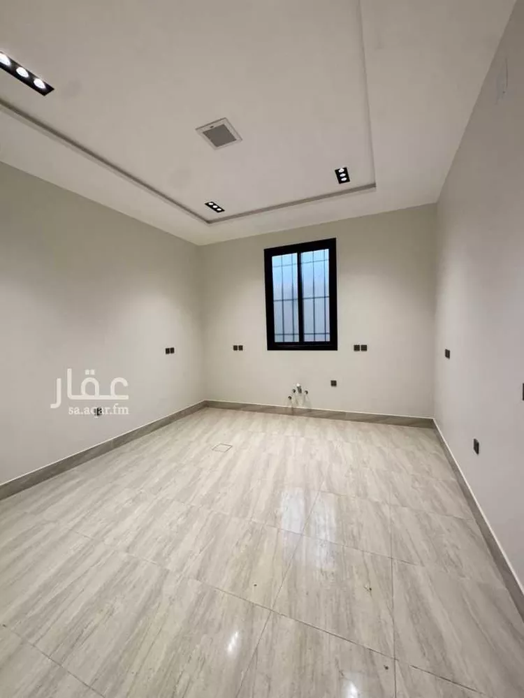 فيلا للبيع في شارع أبي الكرم العكبري, حي المونسية, مدينة الرياض, منطقة الرياض 12