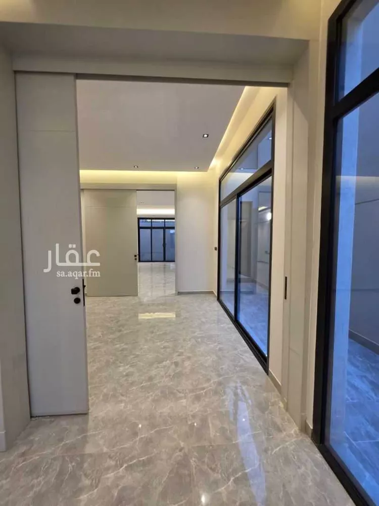 فيلا للبيع في شارع عبدالله الدملوجي, حي الملك فيصل, مدينة الرياض, منطقة الرياض 12