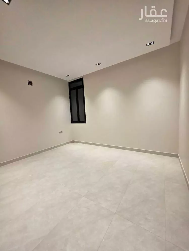 دور للبيع في شارع النجيل, حي الخليج, مدينة الرياض, منطقة الرياض 11