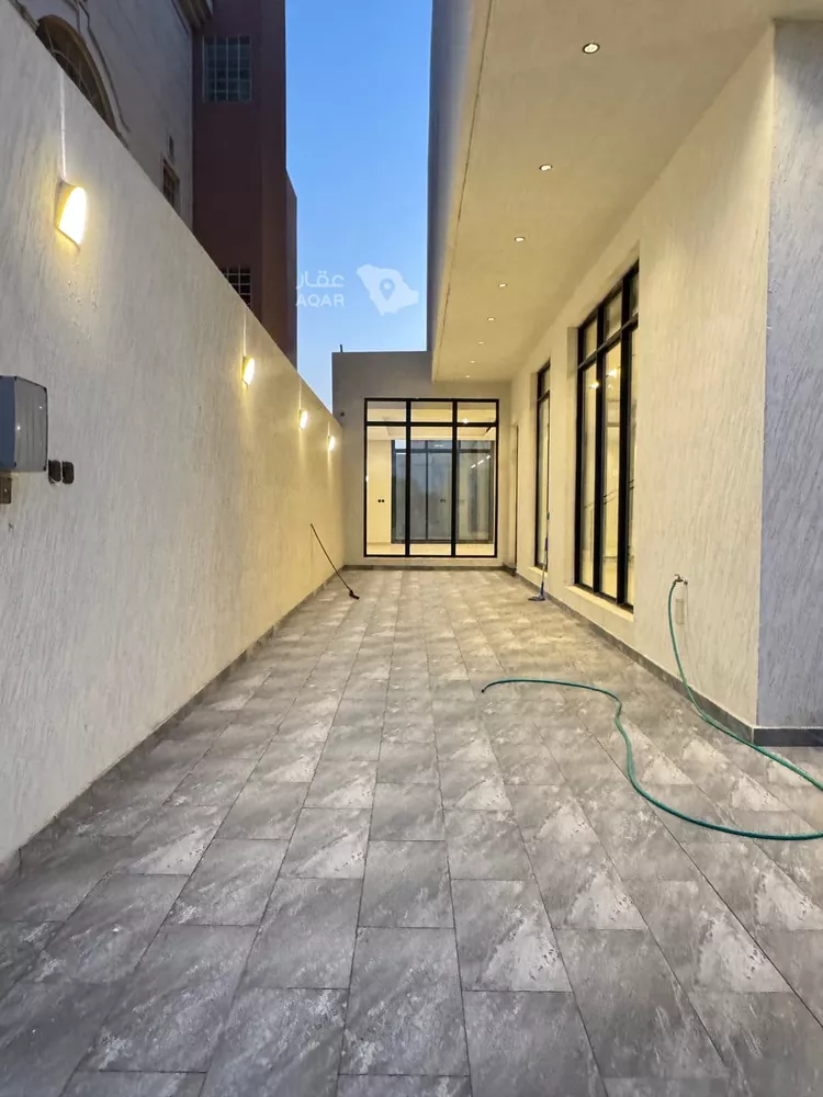 Villa for Sale in Riyadh Ishbiliyah صورة 4