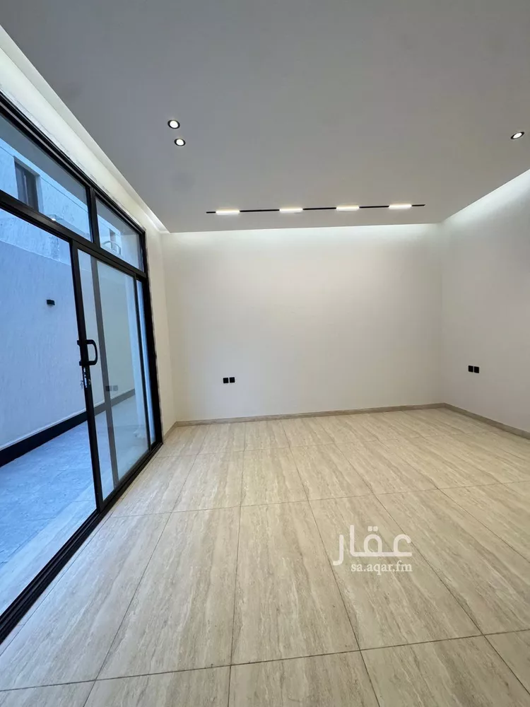 دور للبيع في شارع رقم 322, حي المونسية, مدينة الرياض, منطقة الرياض صورة 5