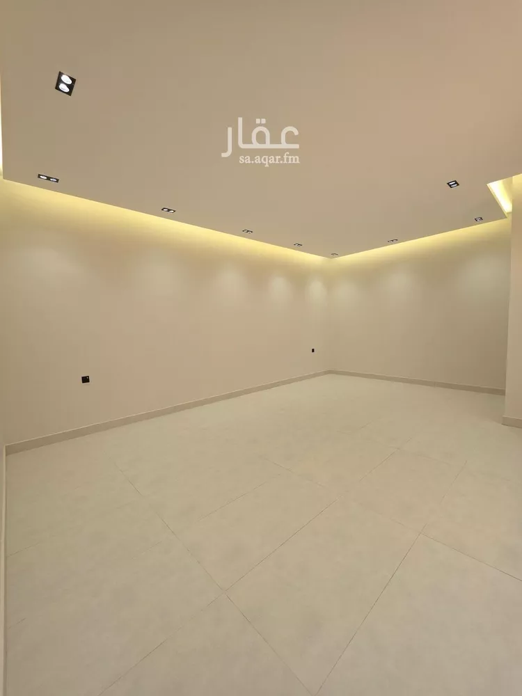 فيلا للبيع في شارع إبراهيم الأحدب, حي الرمال, مدينة الرياض, منطقة الرياض صورة 5