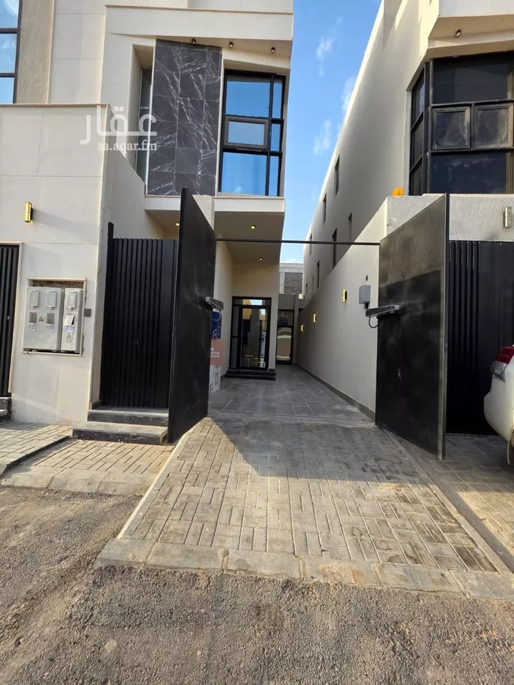 دور للبيع في شارع الصدارة, حي قرطبة, مدينة الرياض, منطقة الرياض