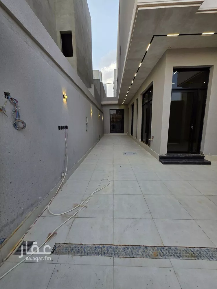 Villa for Sale in Riyadh Al Maizilah صورة 2