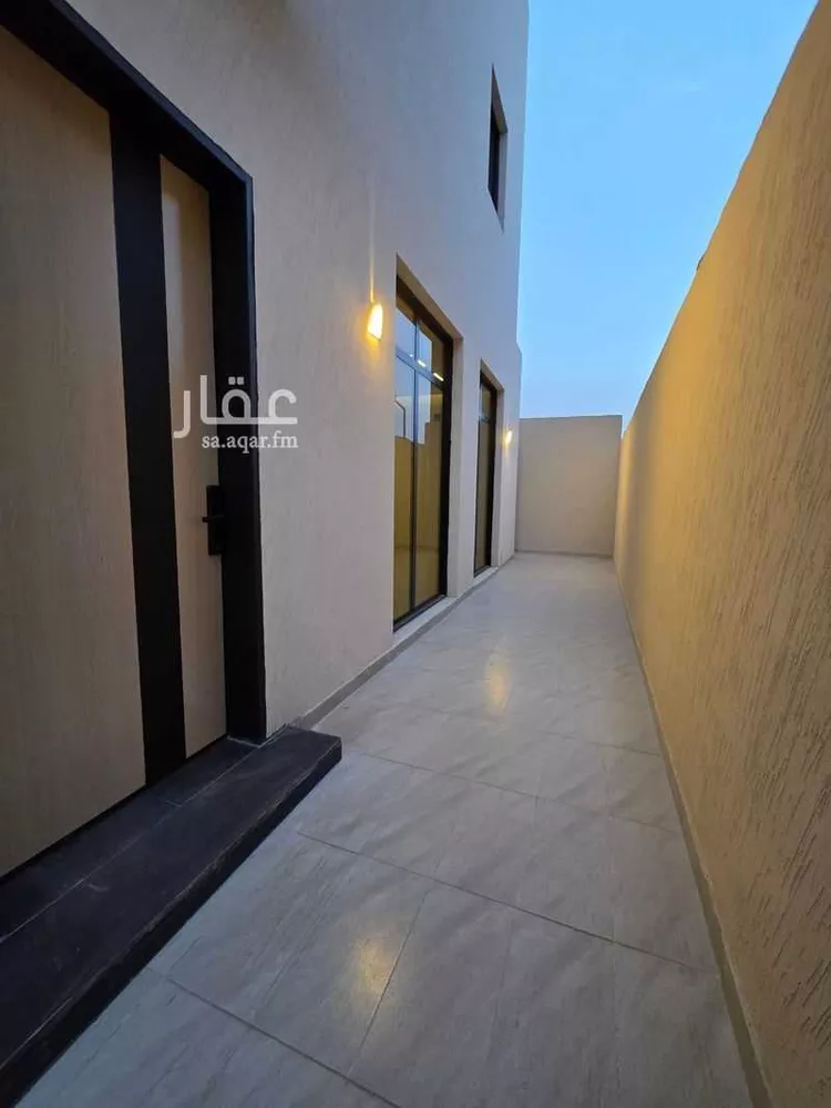 فيلا للبيع في شارع خويلد بن مرة, حي الروضة, مدينة الرياض, منطقة الرياض صورة 4