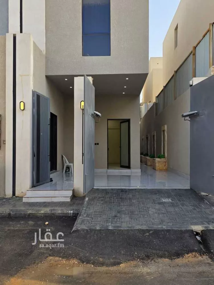 دور للبيع في شارع الأعلم النحوي, حي الرمال, مدينة الرياض, منطقة الرياض