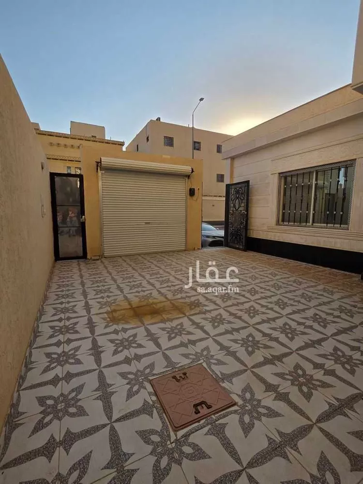 فيلا للبيع في شارع السيد عبدالله شطا, حي الرمال, مدينة الرياض, منطقة الرياض صورة 3