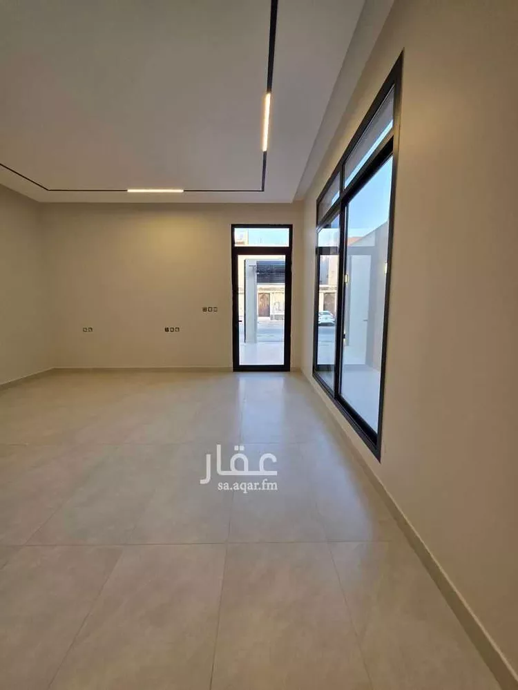 دور للبيع في شارع النجيل, حي الخليج, مدينة الرياض, منطقة الرياض 6