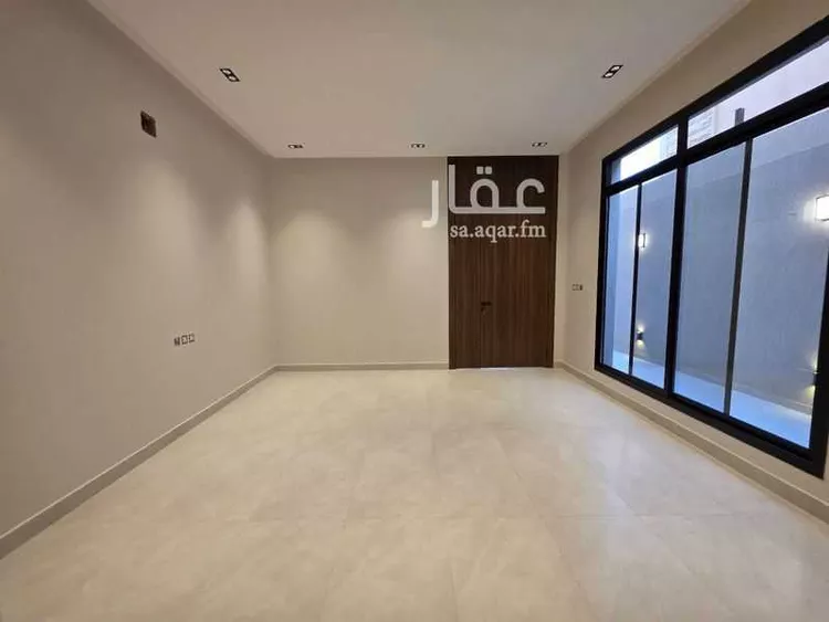 دور للبيع في شارع النجيل, حي الخليج, مدينة الرياض, منطقة الرياض 9