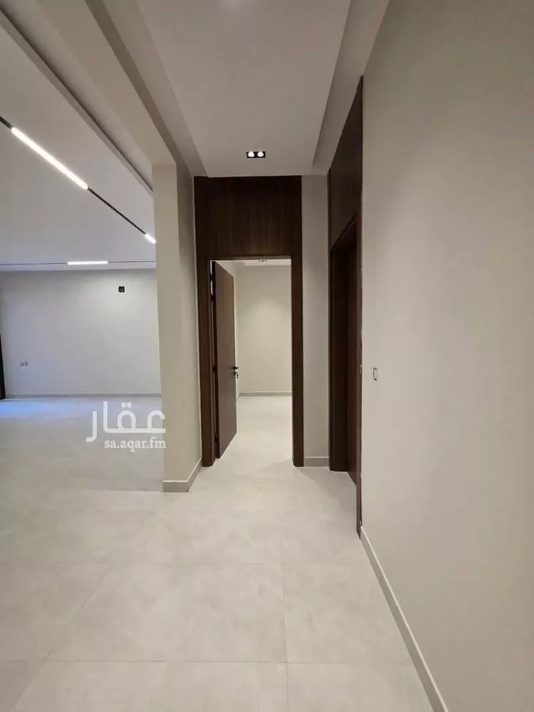 دور للبيع في شارع النجيل, حي الخليج, مدينة الرياض, منطقة الرياض 16