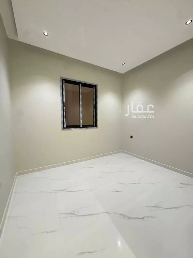 فيلا للبيع في شارع طبرجل, حي اليرموك, مدينة الرياض, منطقة الرياض 18