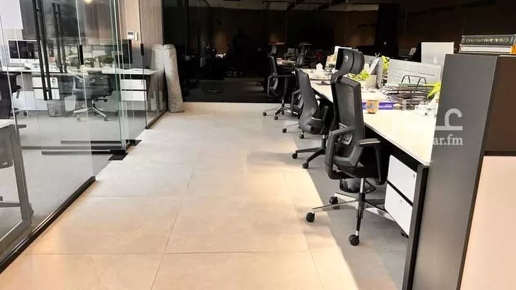 مكتب تجاري للإيجار في شارع العليا ، حي المروج ، الرياض ، منطقة الرياض صورة 4