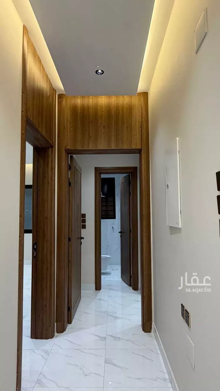 شقة للبيع في شارع أبو عبيده معمر المثني, حي غرناطة, مدينة خميس مشيط, منطقة عسير صورة 4