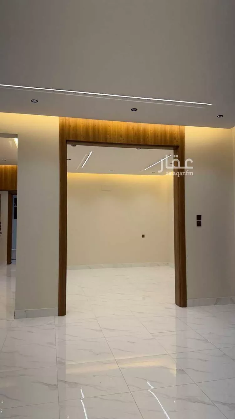 شقة للبيع في شارع أبو عبيده معمر المثني, حي غرناطة, مدينة خميس مشيط, منطقة عسير 10