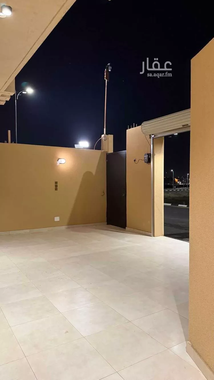 شقة للبيع في شارع أبو عبيده معمر المثني, حي غرناطة, مدينة خميس مشيط, منطقة عسير 11