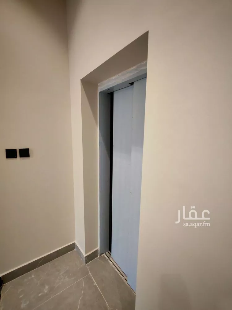 دور للبيع في شارع الخزيم, حي إشبيلية, مدينة الرياض, منطقة الرياض صورة 3