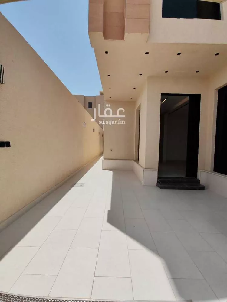 فيلا للبيع في شارع جبل المدار, حي القادسية, مدينة الرياض, منطقة الرياض صورة 2