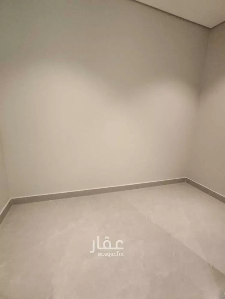 Villa for Sale in Riyadh Al Qadisiyah 9
