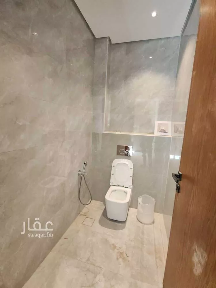 Villa for Sale in Riyadh Al Qadisiyah 16