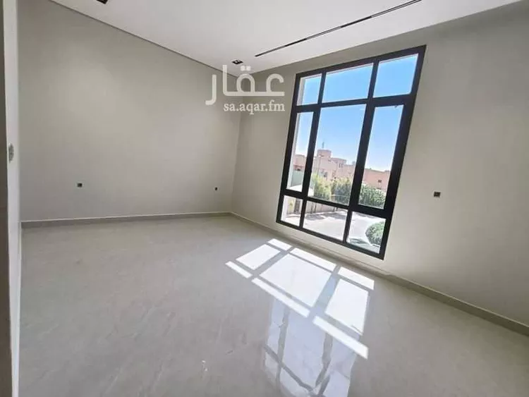 Floor for Sale in Riyadh Al Khaleej