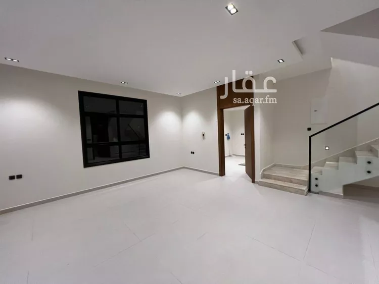 دور للبيع في شارع رقم 282, حي المونسية, مدينة الرياض, منطقة الرياض صورة 5