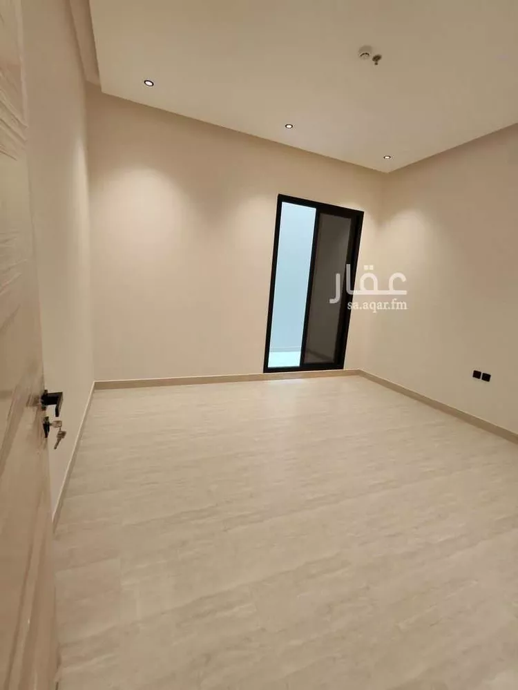 شقة للبيع في شارع ميناء الاحمدي, حي إشبيلية, مدينة الرياض, منطقة الرياض 6