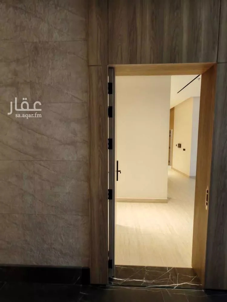 شقة للبيع في شارع ميناء الاحمدي, حي إشبيلية, مدينة الرياض, منطقة الرياض 7