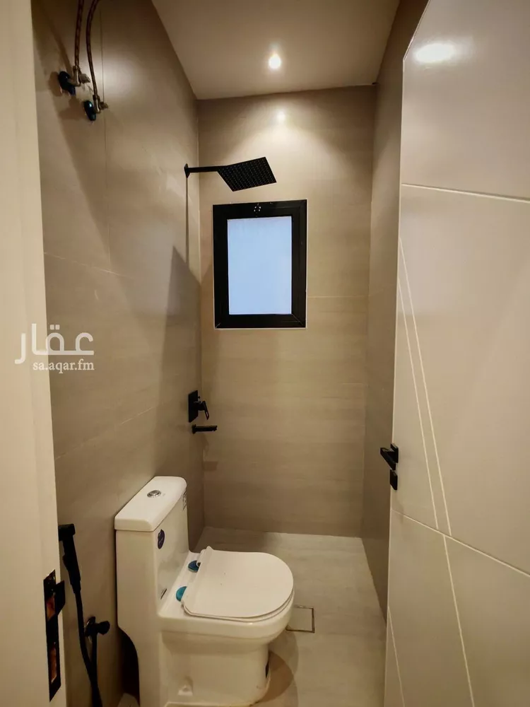 دور للبيع في شارع عثمان الرويني, حي الجنادرية, مدينة الرياض, منطقة الرياض صورة 4