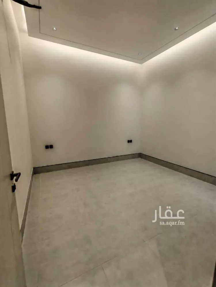 دور للبيع في شارع المنجور, حي الرمال, مدينة الرياض, منطقة الرياض 13