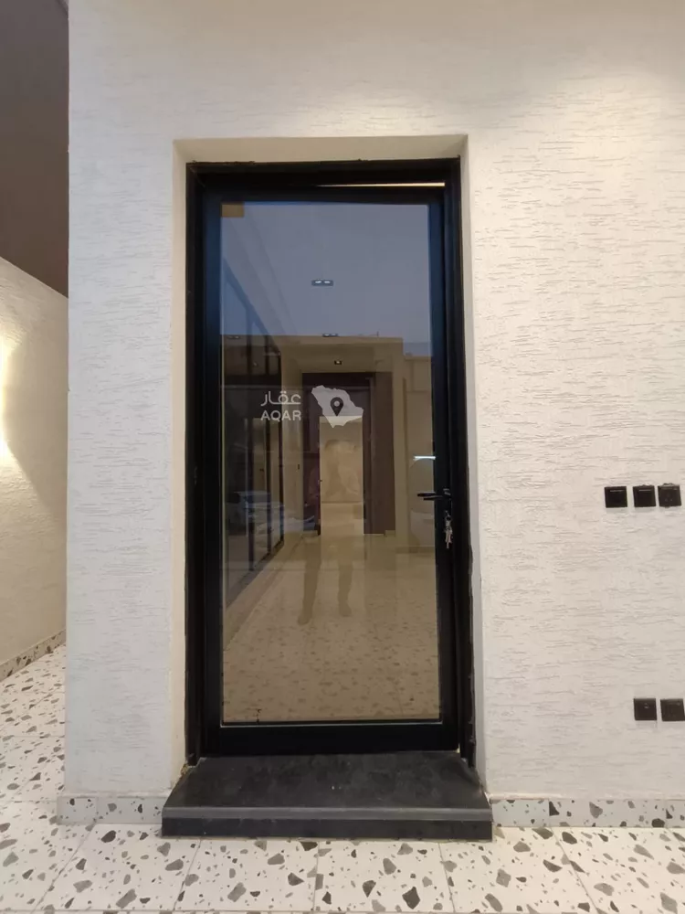 Floor for Sale in Riyadh Al Yarmouk ุตูุฑุฉ 2