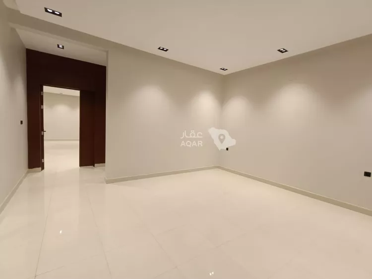 Floor for Sale in Riyadh Al Yarmouk ุตูุฑุฉ 3