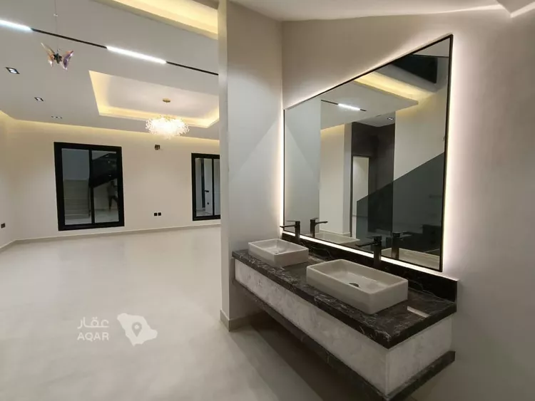 دور للبيع في شارع 2154, حي المعيزيلة, مدينة الرياض, منطقة الرياض 15