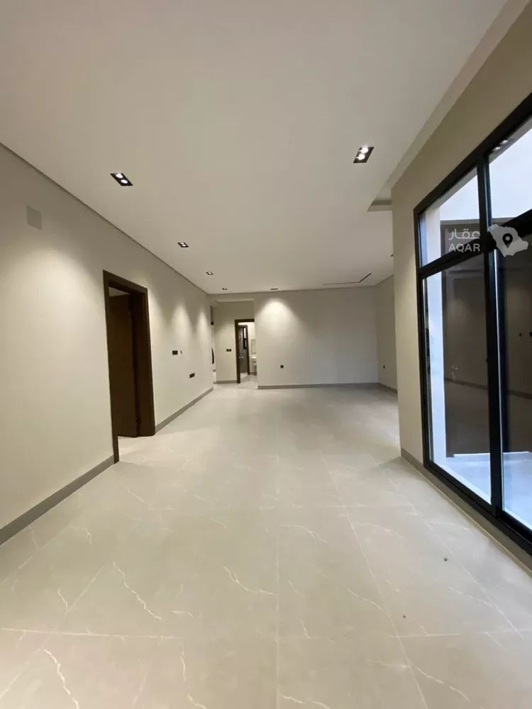 دور للبيع في شارع العينين, حي إشبيلية, مدينة الرياض, منطقة الرياض 11