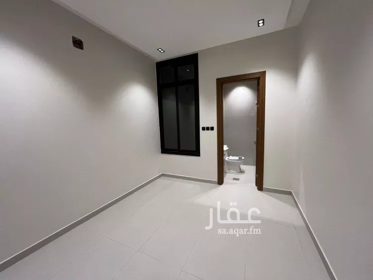 دور للبيع في شارع رقم 282, حي المونسية, مدينة الرياض, منطقة الرياض صورة 2
