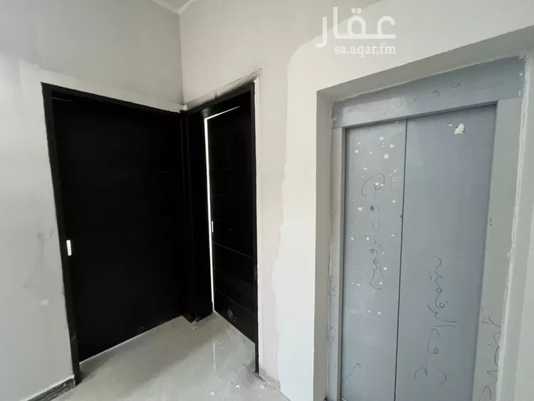 دور للبيع في شارع حقل, حي المعيزيلة, مدينة الرياض, منطقة الرياض