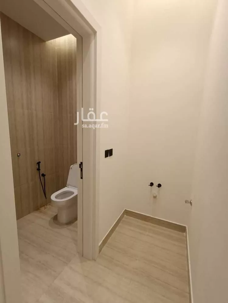 شقة للبيع في شارع جابر الاحمد الصباح, حي القادسية, مدينة الرياض, منطقة الرياض 8