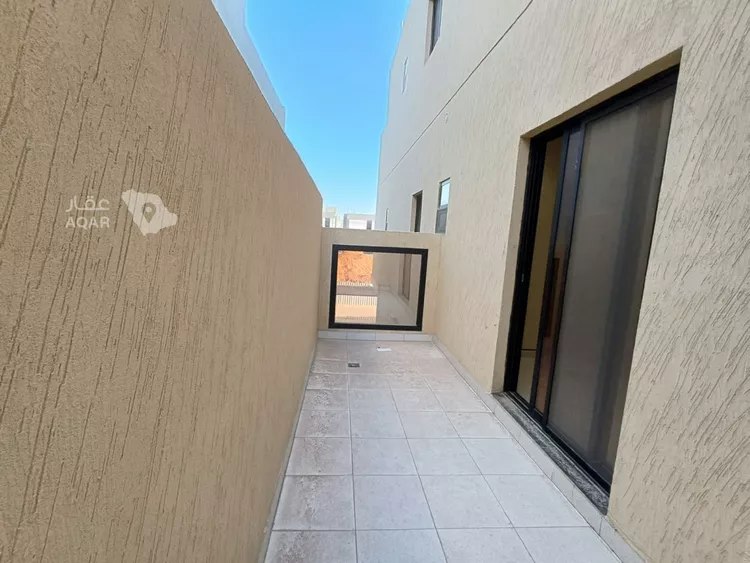 فيلا للبيع في شارع وادي الطلحية, حي الرمال, مدينة الرياض, منطقة الرياض 18