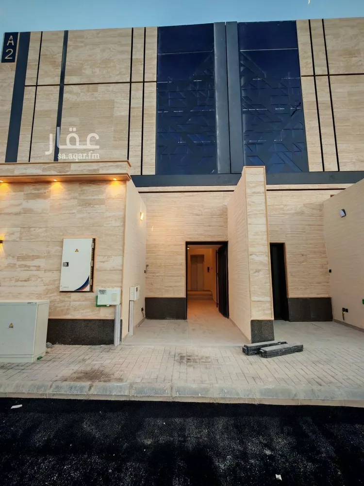 دور للبيع في شارع عثمان الرويني, حي الجنادرية, مدينة الرياض, منطقة الرياض