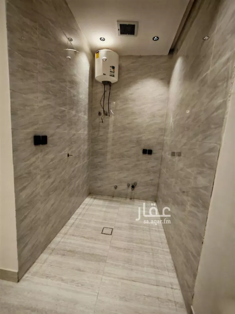 دور للبيع في شارع 1414, حي الجنادرية, مدينة الرياض, منطقة الرياض صورة 5