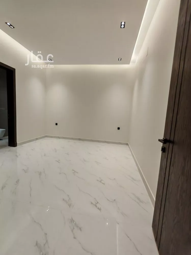 دور للبيع في شارع رقم 256, حي المونسية, مدينة الرياض, منطقة الرياض صورة 5