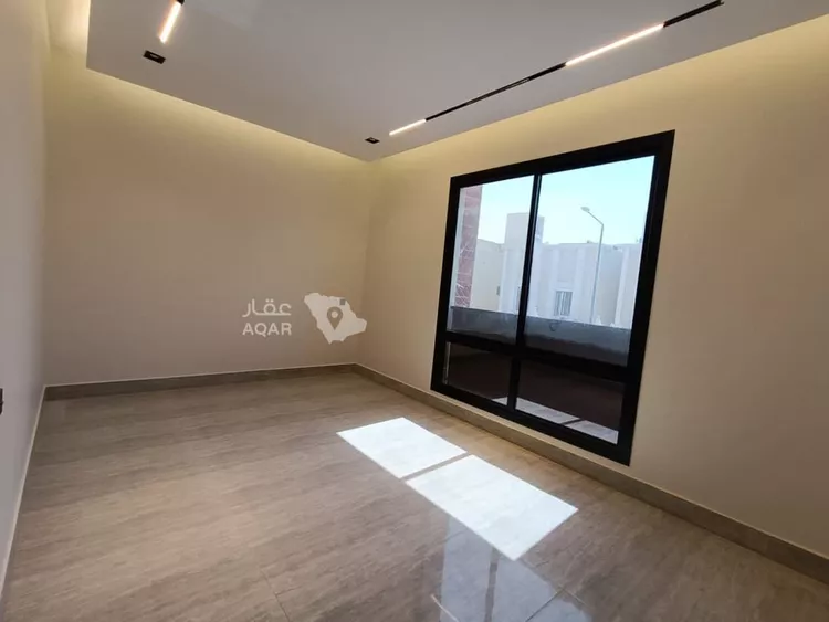 دور للبيع في شارع حسين الجزيري, حي الرمال, مدينة الرياض, منطقة الرياض 5