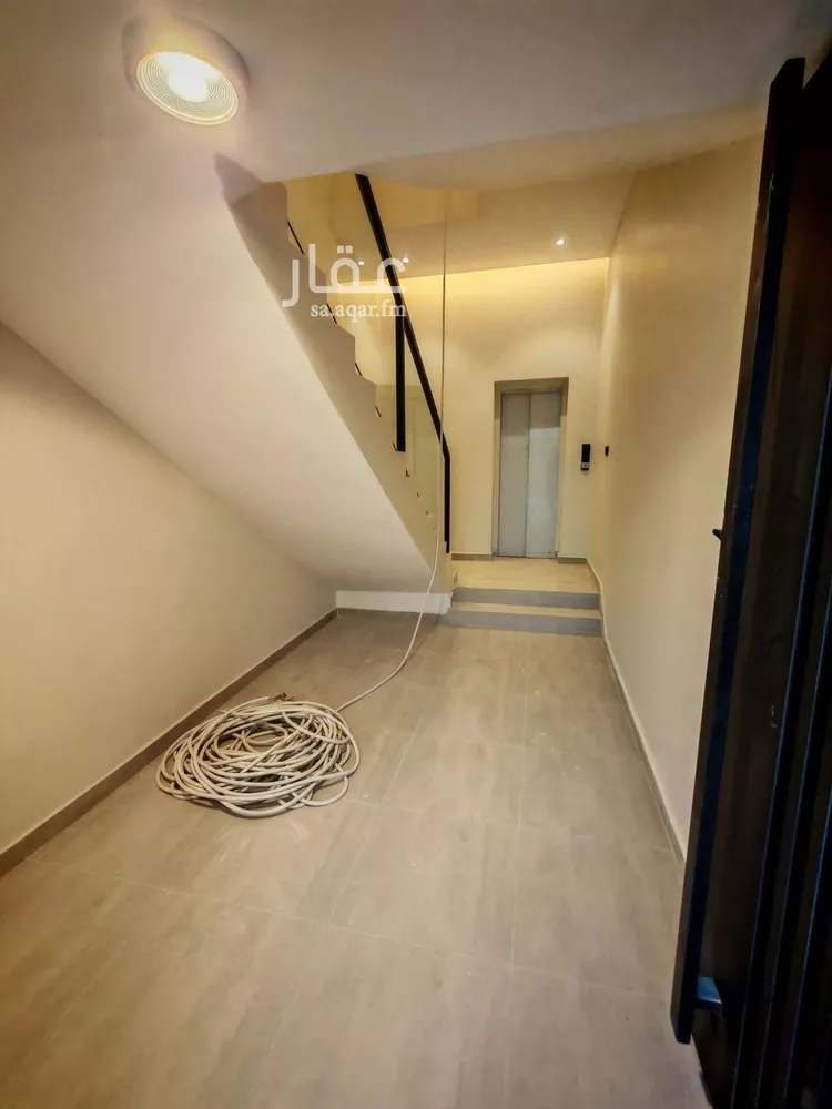 دور للبيع في شارع عثمان الرويني, حي الجنادرية, مدينة الرياض, منطقة الرياض صورة 2