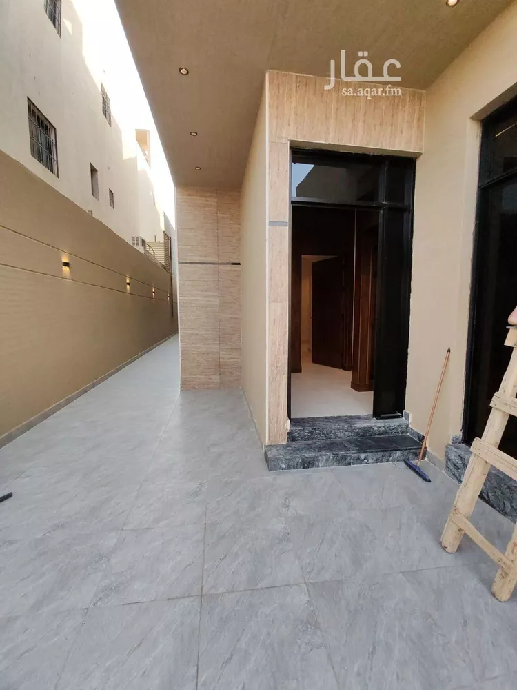 دور للبيع في شارع رقم 322, حي المونسية, مدينة الرياض, منطقة الرياض صورة 2