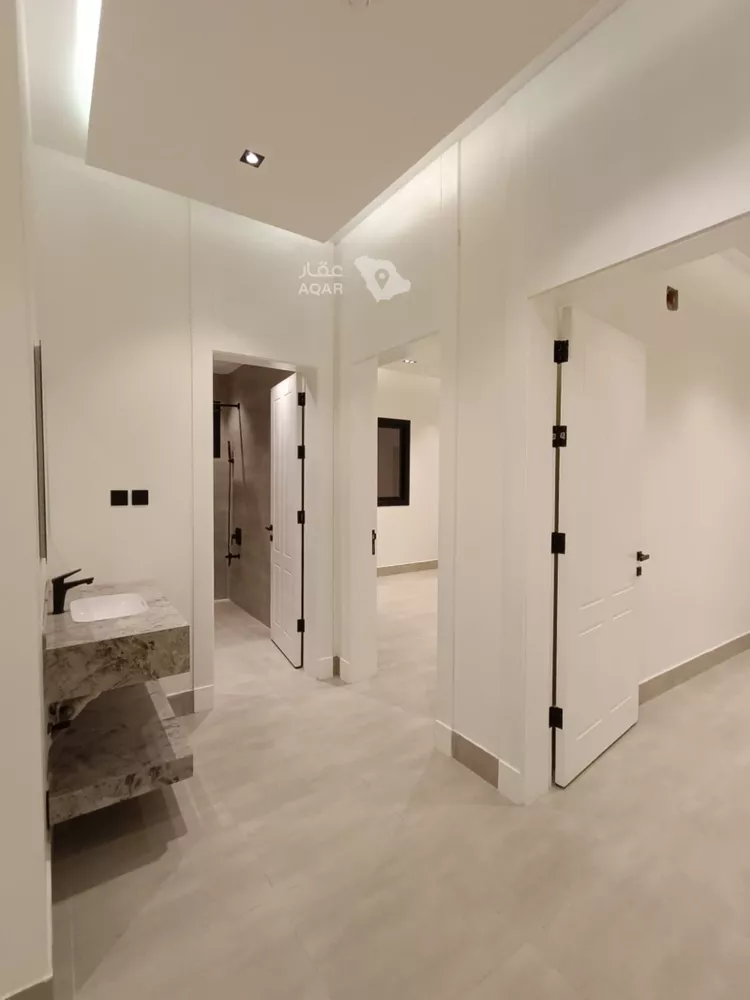 Apartment for Sale in Riyadh Al Yarmouk 2