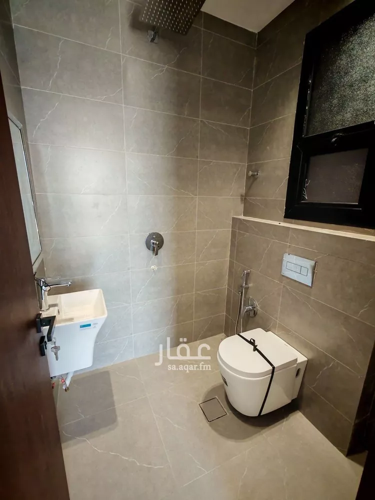 دور للبيع في شارع الخزيم, حي إشبيلية, مدينة الرياض, منطقة الرياض صورة 5