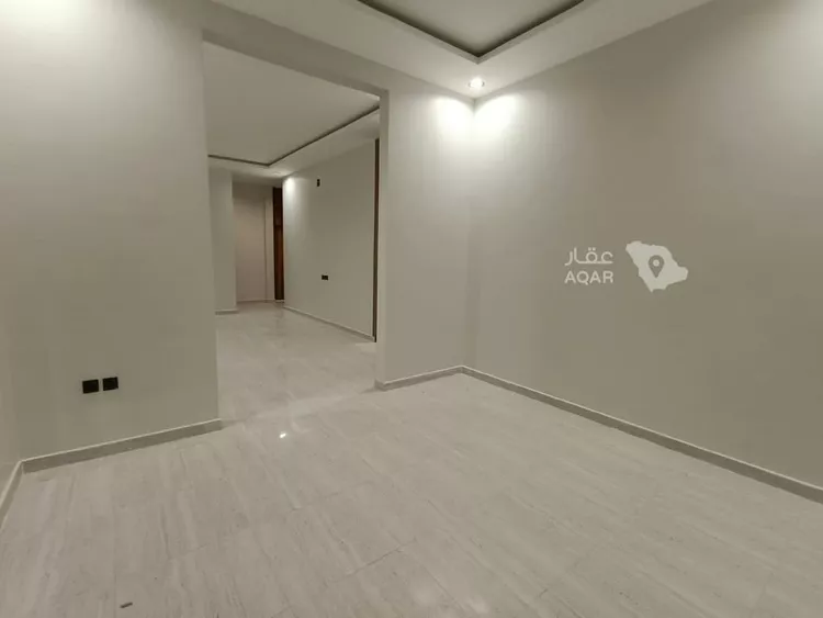 Floor for Sale in Riyadh Al Qadisiyah 6